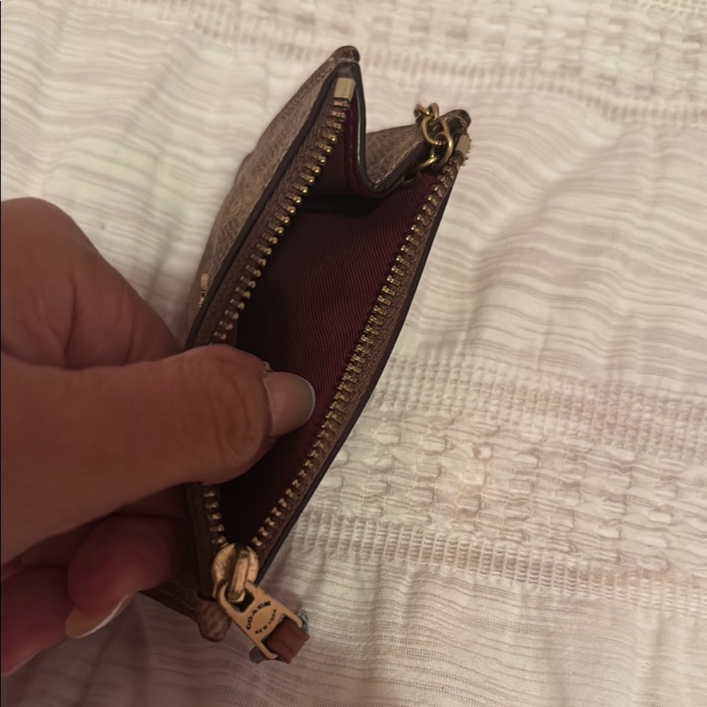 Coach AUTHENTIC Signature Card Case - Picture 4 of 7